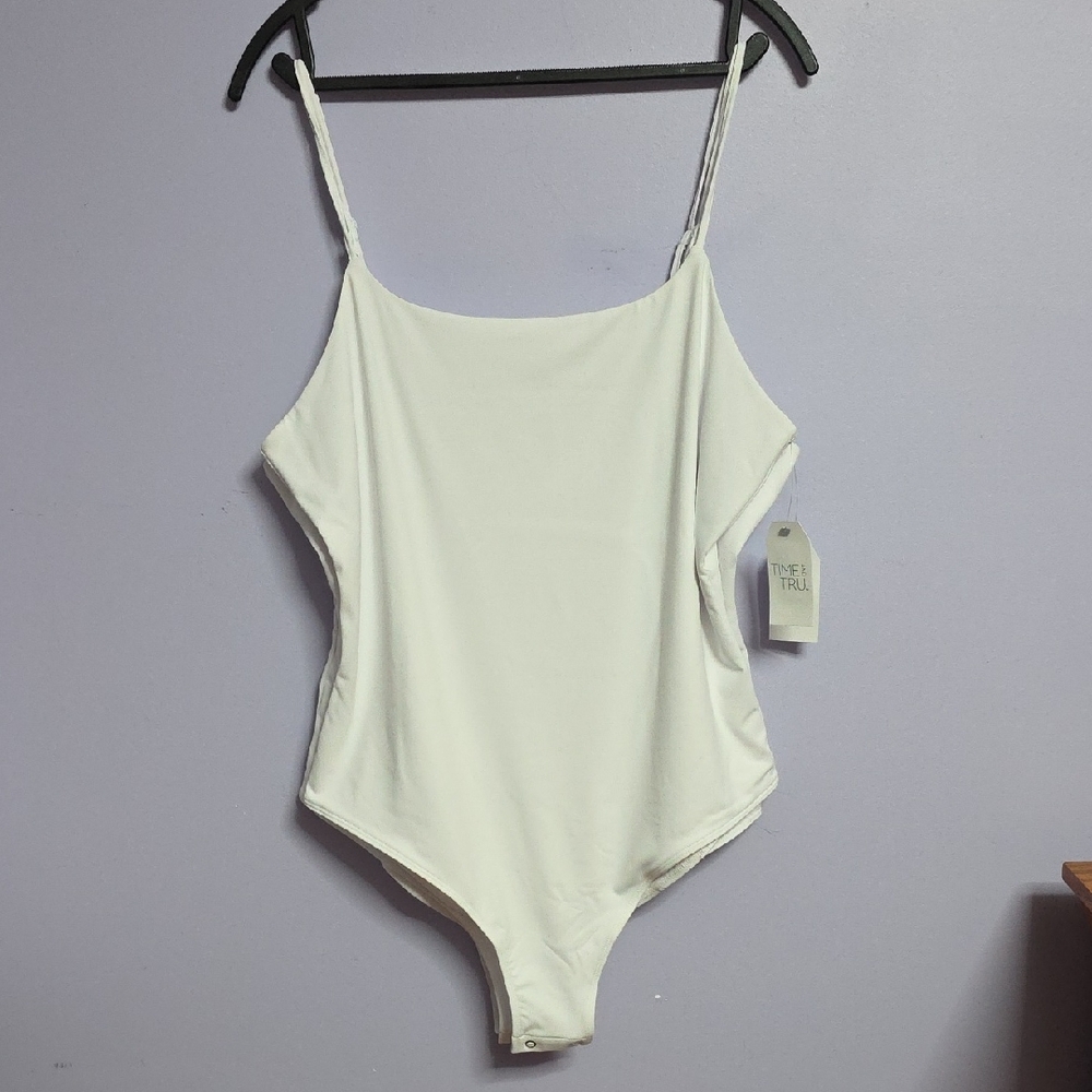 2‎ XL Time and Tru White One Piece Bodysuits